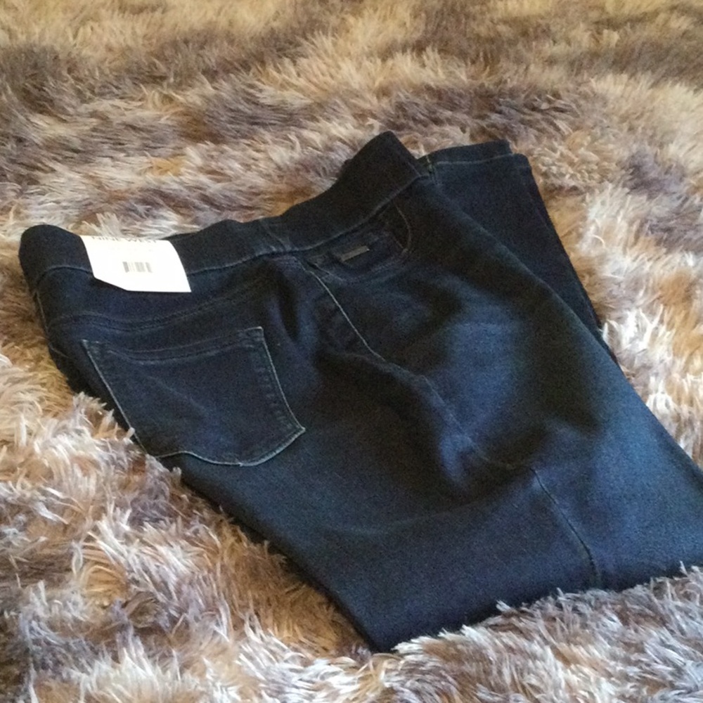 NWT Nine West Heidi Pull-On Crop Jeans